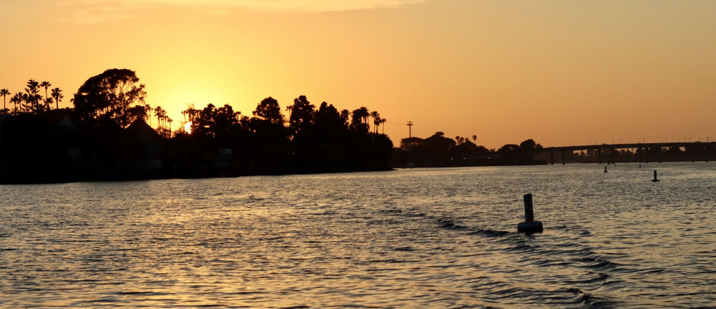 seaforth-boat-rentals-luxury-sunset-cruise-img2