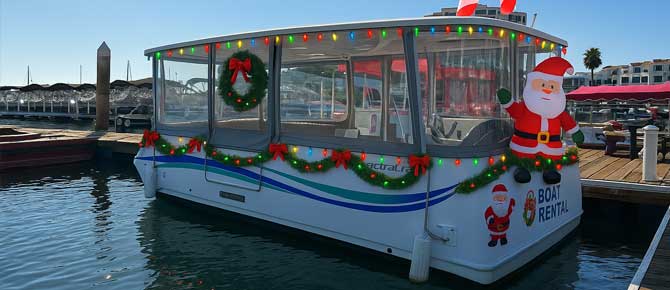 seaforth-boat-rentals-santa-sleigh-sunset-cruise-img4small