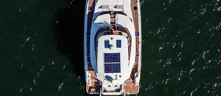 LUXURY POWER CATAMARAN EXPERIENCE - 3