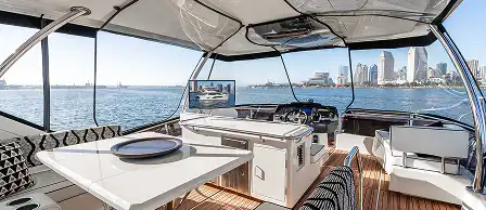 LUXURY POWER CATAMARAN EXPERIENCE - 4